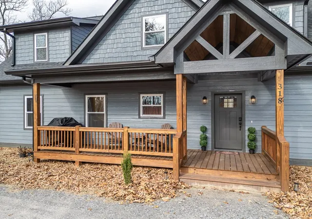 Photo 3 of Single family home for sale at 318 Tracks Holw, Murphy, NC 28906 | MLS# 100596494 | Listing updated on 2026-08-20