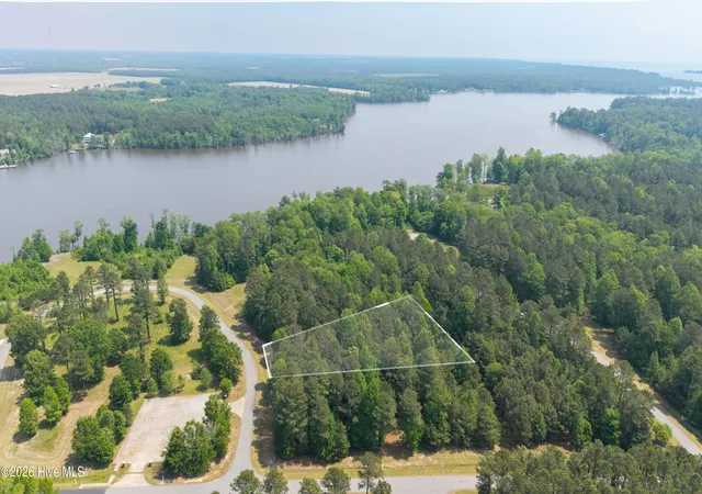 Photo 3 of Land for sale at 304 Plantation Cir, Edenton, NC 27932 | MLS# 100532428 | Listing updated on 2026-08-19