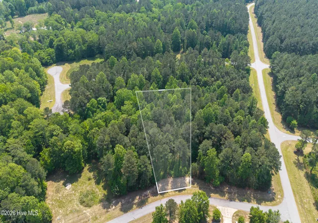 Photo 3 of Land for sale at 304 Plantation Cir, Edenton, NC 27932 | MLS# 100532428 | Listing updated on 2026-08-19