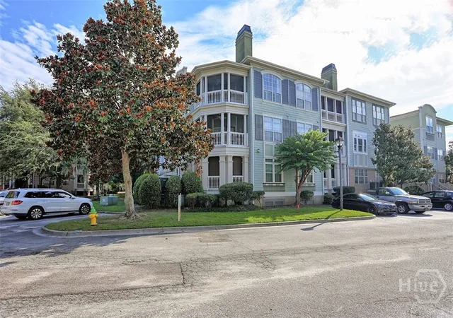 Photo 3 of Condo for sale at 2823 Whitemarsh Way, Savannah, GA 31410 | MLS# SA362031 | Listing updated on 2026-09-04