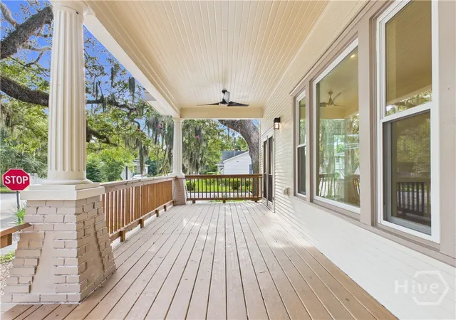 Photo 3 of Single family home for sale at 101 W 51st Street, Savannah, GA 31405 | MLS# SA341706 | Listing updated on 2026-09-13