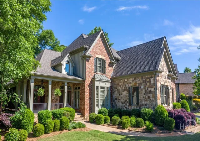 Photo 3 of Single family home for sale at 1022 Oxford Wy, Watkinsville, GA 30677 | MLS# CL363166 | Listing updated on 2026-09-01