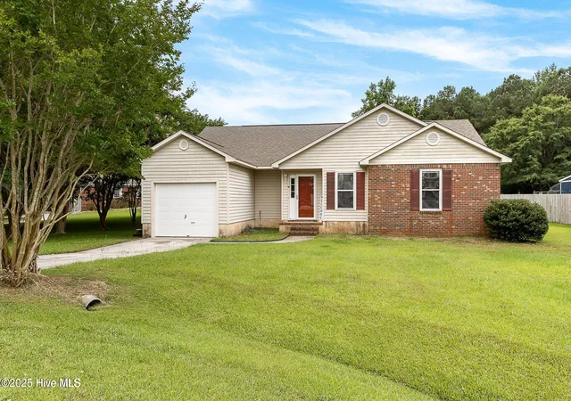 Photo 1 of Single family home for sale at 510 Greenfield Pl, Sneads Ferry, NC 28460 | MLS# 100597455 | Listing updated on 2026-08-21