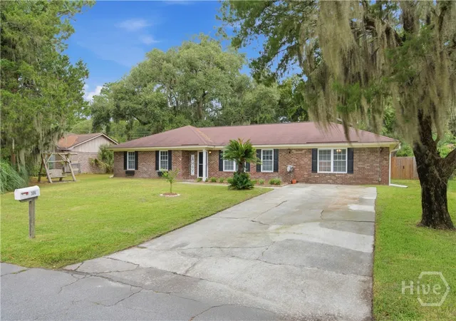 Photo 2 of Single family home for sale at 306 Burlington Rd, Savannah, GA 31410 | MLS# SA359704 | Listing updated on 2026-10-07