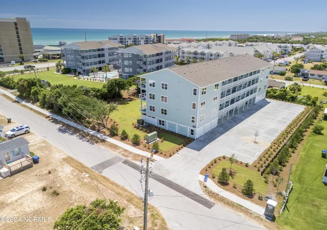 Photo 3 of Condo for sale at 109 Knollwood Dr #G, Atlantic Beach, NC 28512 | MLS# 100597073 | Listing updated on 2026-08-24