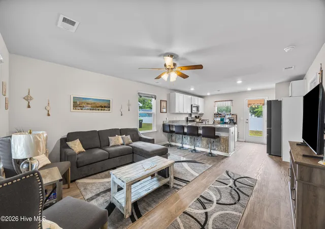 Photo 4 of Single family home for sale at 1732 Whispering Pine St SW, Ocean Isle Beach, NC 28469 | MLS# 100589241 | Listing updated on 2026-10-08