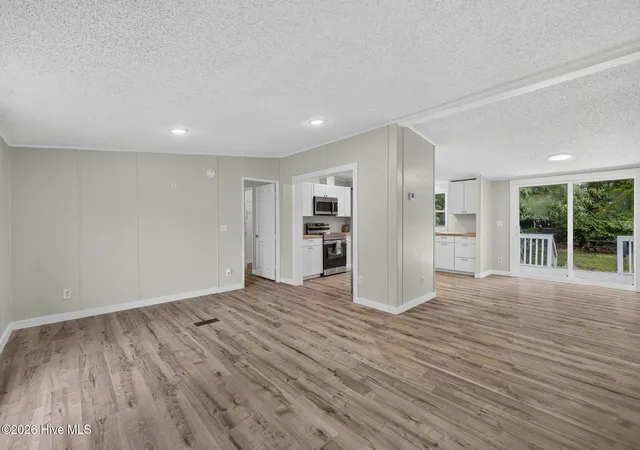 Photo 3 of Manufactured home for sale at 145 Bellhammon Forest Dr, Rocky Point, NC 28457 | MLS# 100596222 | Listing updated on 2026-09-15