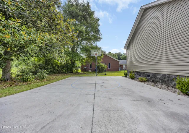 Photo 30 of Single family home for sale at 10 Hermitage Rd, Castle Hayne, NC 28429 | MLS# 100590697 | Listing updated on 2026-10-05