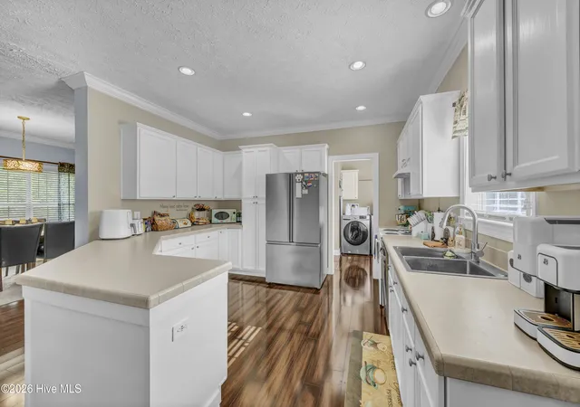 Photo 4 of Single family home for sale at 10 Hermitage Rd, Castle Hayne, NC 28429 | MLS# 100590697 | Listing updated on 2026-10-05