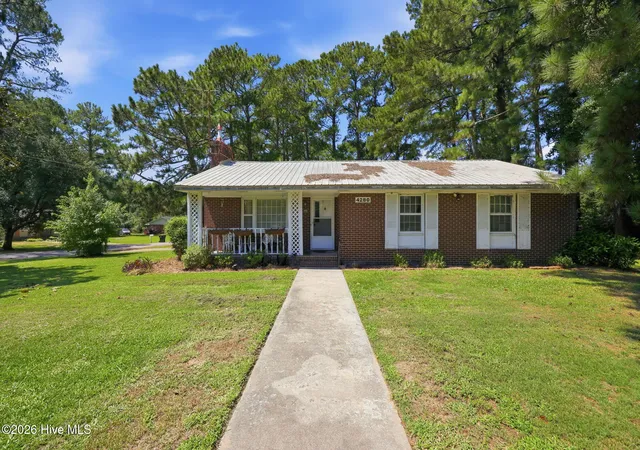 Photo 2 of Single family home for sale at 4280 Se College St, Ayden, NC 28513 | MLS# 100598015 | Listing updated on 2026-08-21