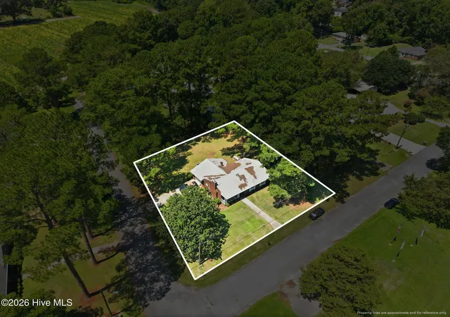 Photo 3 of Single family home for sale at 4280 Se College St, Ayden, NC 28513 | MLS# 100598015 | Listing updated on 2026-08-21