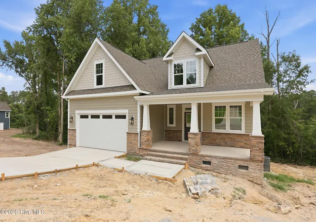 Photo 2 of Single family home for sale at 75 Plantation Dr, Southern Pines, NC 28387 | MLS# 100595594 | Listing updated on 2026-08-28