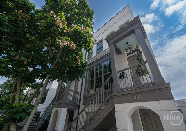 Photo 2 of Multi family home for sale at 105 E Gordon St, Savannah, GA 31401 | MLS# SA363019 | Listing updated on 2026-08-23
