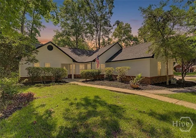 Photo 2 of Single family home for sale at 12 Cove Ct, Savannah, GA 31419 | MLS# SA360835 | Listing updated on 2026-09-11