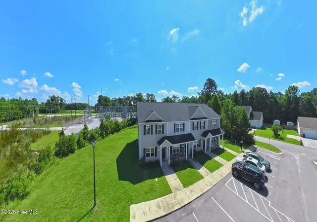Photo 3 of Townhouse for sale at 206 Alexa Pl, Jacksonville, NC 28546 | MLS# 100597876 | Listing updated on 2026-09-15