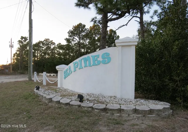 Photo 2 of Manufactured home for sale at 4613 Oak Crst Dr Se, Southport, NC 28461 | MLS# 100595239 | Listing updated on 2026-09-20