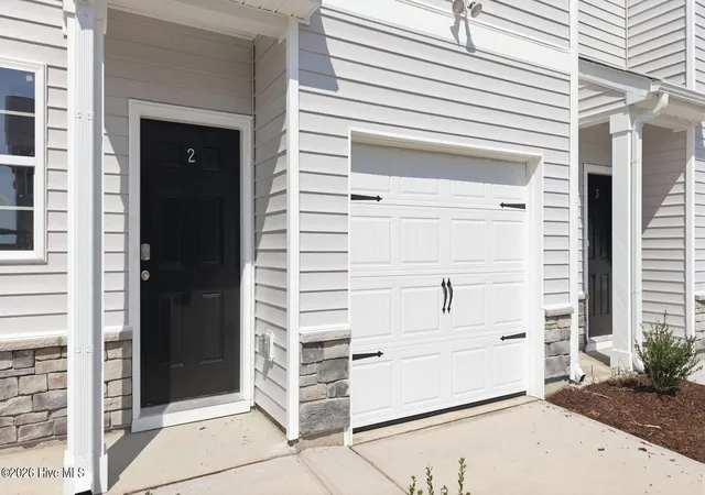 Photo 2 of Townhouse for sale at 3400 Sunstone Way #2, Winterville, NC 28590 | MLS# 100572984 | Listing updated on 2026-09-15