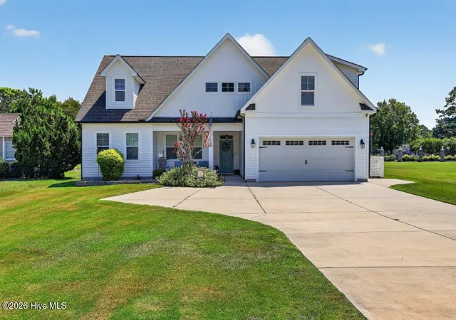 Photo 1 of Single family home for sale at 1200 Caracara Dr, New Bern, NC 28560 | MLS# 100598353 | Listing updated on 2026-09-13