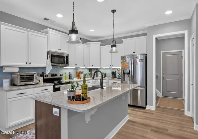 Photo 4 of Single family home for sale at 1200 Caracara Dr, New Bern, NC 28560 | MLS# 100598353 | Listing updated on 2026-10-09
