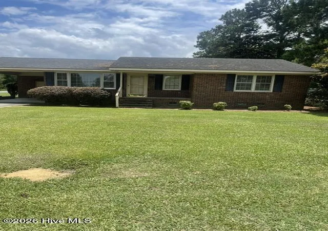 Photo 1 of Single family home for sale at 114 Short St #1, Warsaw, NC 28398 | MLS# 100589406 | Listing updated on 2026-08-24