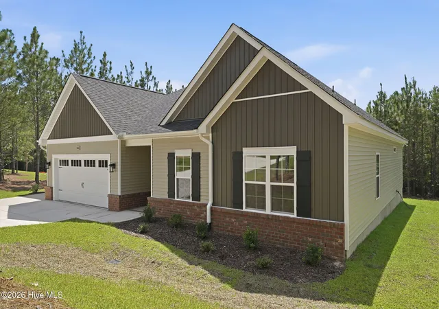 Photo 4 of Single family home for sale at 5016 Arcadia Way, West End, NC 27376 | MLS# 100570071 | Listing updated on 2026-08-25