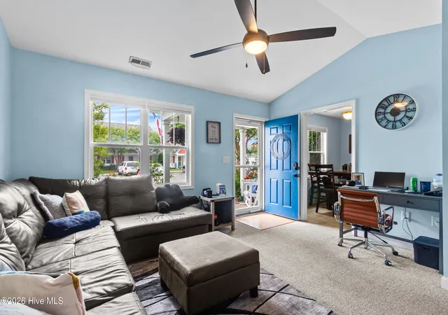 Photo 4 of Townhouse for sale at 1403 Pirates Landing Dr, Beaufort, NC 28516 | MLS# 100597524 | Listing updated on 2026-08-23
