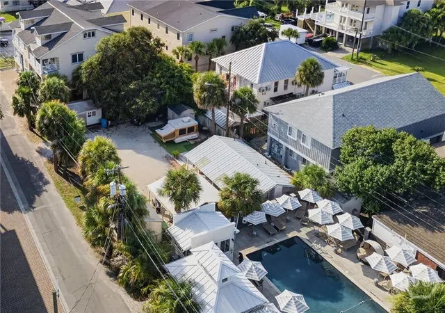 Photo 2 of Single family home for sale at 17 Silver Ave, Tybee Island, GA 31328 | MLS# SA351529 | Listing updated on 2026-09-08