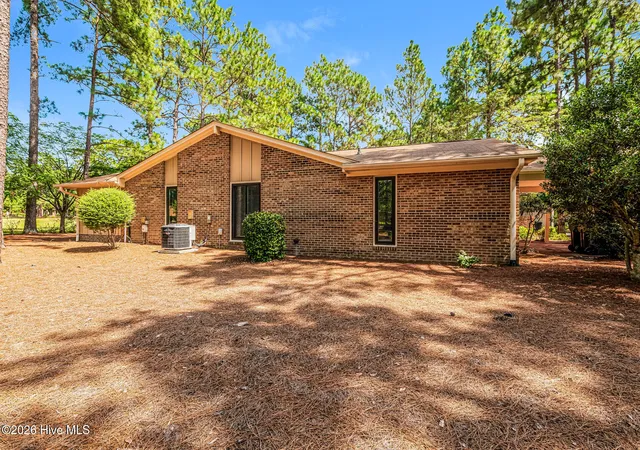 Photo 20 of Single family home for sale at 909 Satinwood Ct, Southern Pines, NC 28387 | MLS# 100598503 | Listing updated on 2026-08-24