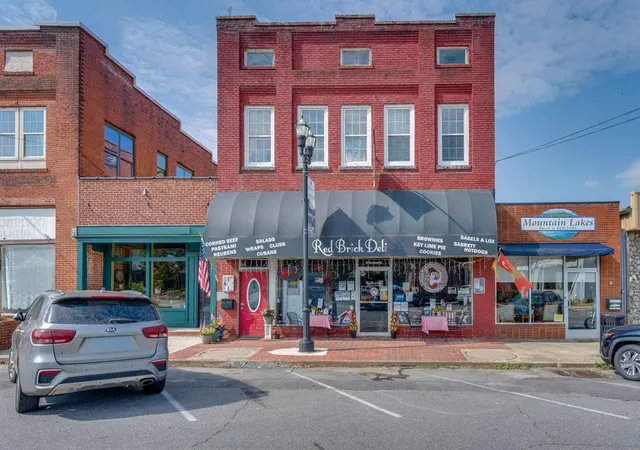 Photo 1 of Townhouse for sale at 89 Tennessee St, Murphy, NC 28906 | MLS# 98519850 | Listing updated on 2026-08-21