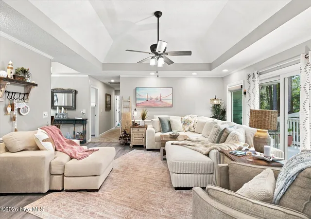 Photo 4 of Single family home for sale at 933 Green Pointe Dr, Sunset Beach, NC 28468 | MLS# 100591312 | Listing updated on 2026-10-08