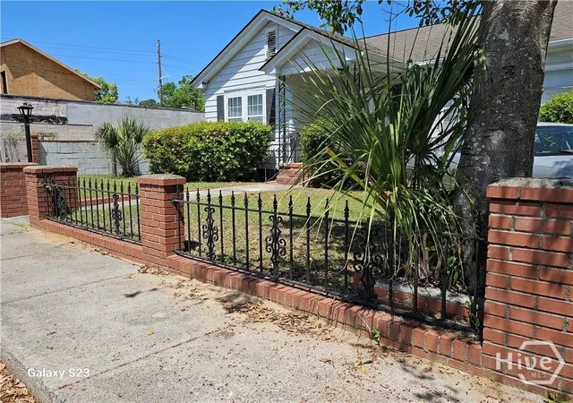 Photo 2 of Single family home for sale at 2010 Bolling St, Savannah, GA 31404 | MLS# SA363069 | Listing updated on 2026-08-23