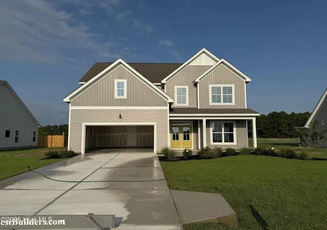 Photo 1 of Single family home for sale at 818 Tupelo Tree Dr, Hubert, NC 28539 | MLS# 100586824 | Listing updated on 2026-08-22