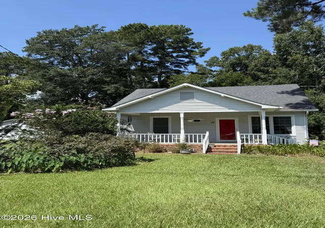 Photo 33 of Single family home for sale at 92 S Elm St, Clarkton, NC 28433 | MLS# 100556985 | Listing updated on 2026-08-20