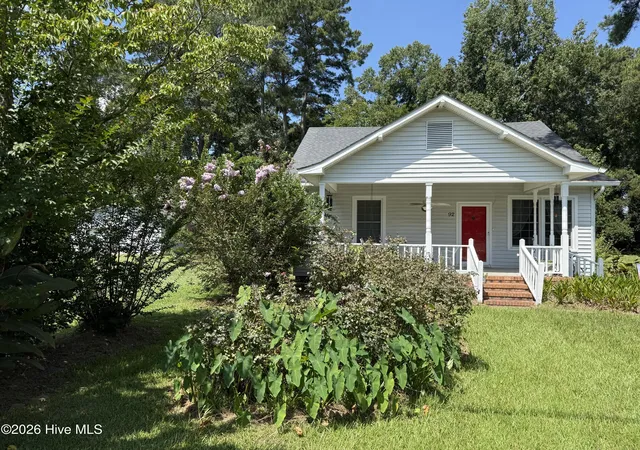 Photo 3 of Single family home for sale at 92 S Elm St, Clarkton, NC 28433 | MLS# 100556985 | Listing updated on 2026-08-20