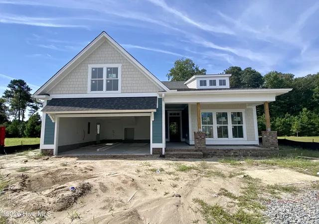 Photo 1 of Single family home for sale at 3308 Is Lakes Dr, Southport, NC 28461 | MLS# 100560136 | Listing updated on 2026-08-26