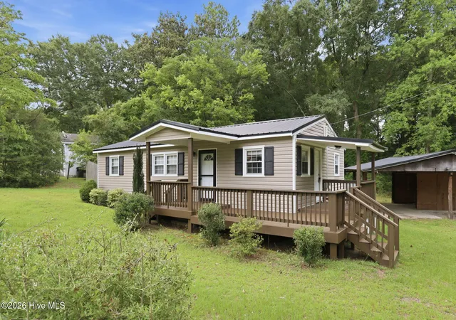 Photo 3 of Single family home for sale at 700 Harris St, Aberdeen, NC 28315 | MLS# 100599086 | Listing updated on 2026-08-29