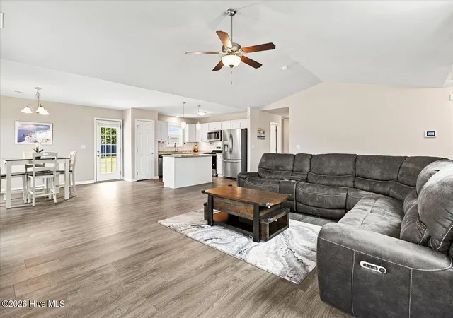 Photo 4 of Single family home for sale at 124 Dobbs County Courthouse Rd, La Grange, NC 28551 | MLS# 100596449 | Listing updated on 2026-09-23