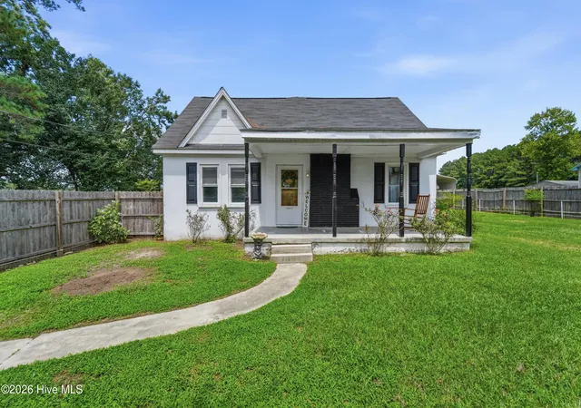 Photo 1 of Single family home for sale at 2195 S Nc 111 Hwy, Chinquapin, NC 28521 | MLS# 100592684 | Listing updated on 2026-08-24