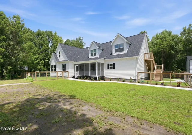Photo 2 of Single family home for sale at 2986 Old Airport Rd, New Bern, NC 28562 | MLS# 100594165 | Listing updated on 2026-09-17