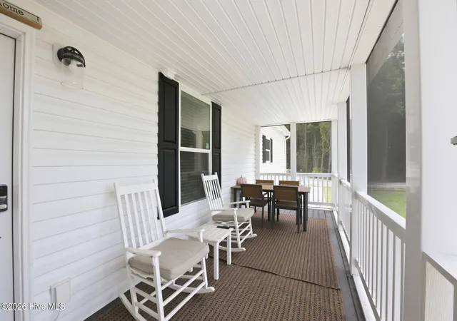 Photo 4 of Single family home for sale at 2986 Old Airport Rd, New Bern, NC 28562 | MLS# 100594165 | Listing updated on 2026-09-29