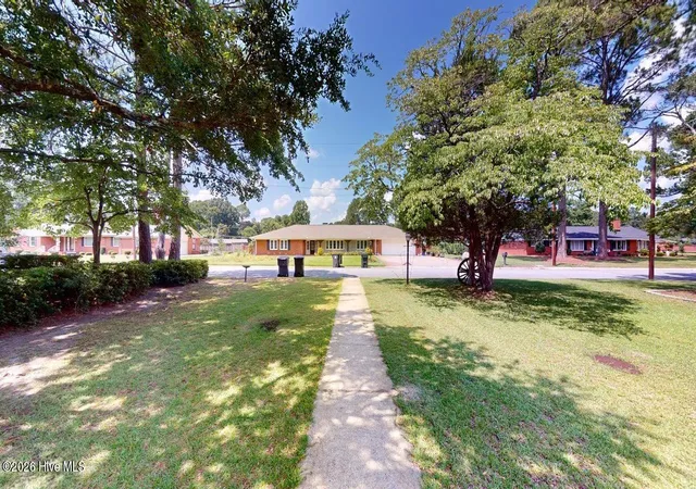 Photo 3 of Single family home for sale at 604 N Pinecrest Dr, Goldsboro, NC 27534 | MLS# 100598438 | Listing updated on 2026-08-24