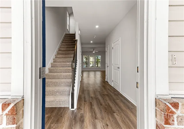 Photo 2 of Single family home for sale at 198 Brookline Dr, Savannah, GA 31407 | MLS# SA336912 | Listing updated on 2026-08-26