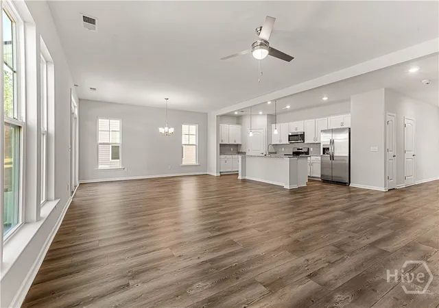 Photo 4 of Single family home for sale at 198 Brookline Dr, Savannah, GA 31407 | MLS# SA336912 | Listing updated on 2026-08-26