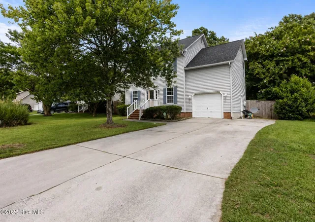 Photo 2 of Single family home for sale at 108 Yellowwood Dr, Jacksonville, NC 28546 | MLS# 100593904 | Listing updated on 2026-08-23