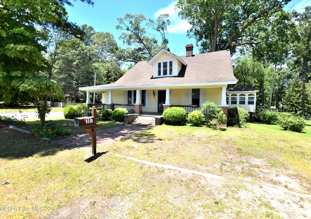 Photo 3 of Single family home for sale at 101 N 7th Street, Pinetops, NC 27864 | MLS# 100595705 | Listing updated on 2026-08-24