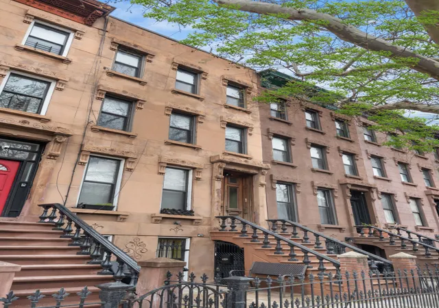 Photo 3 of Sale Pending at 787 Quincy St, New York City, NY 11221 | MLS# RLS10964195 | Listing updated on 2026-08-10