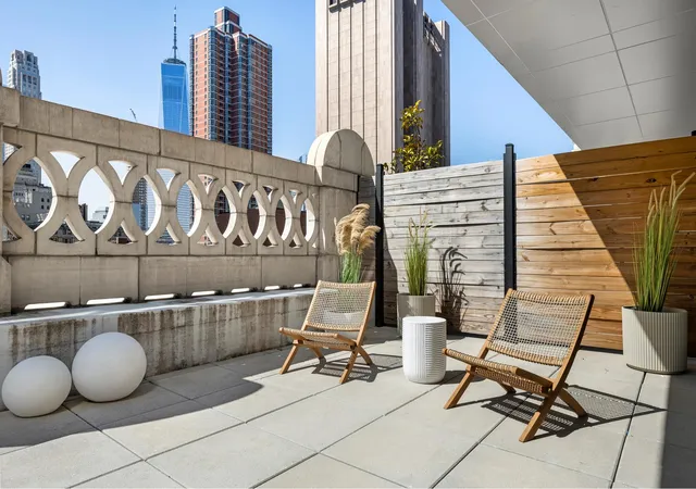 Photo 4 of Sale Pending at 108 Leonard St #PH15B, New York, NY 10013 | MLS# RLS10970921 | Listing updated on 2026-08-09