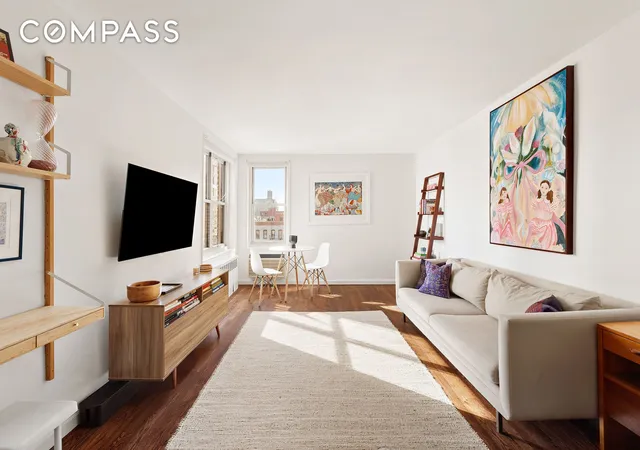 Photo 2 of Sale Pending at 309 E 87th Street #7O, New York City, NY 10128 | MLS# RLS11021820 | Listing updated on 2026-08-05