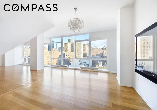 Photo 3 of Sale Pending at 245 10th Avenue #8E, New York, NY 10001 | MLS# RLS11029161 | Listing updated on 2026-08-17