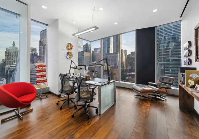 Listing Photo 2 - Condo for sale in building located at 50 W 47Th St, New York City, NY 10036 - Unit #1808